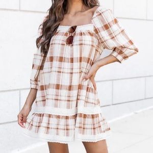 Pink Lily - S - brown tan dress